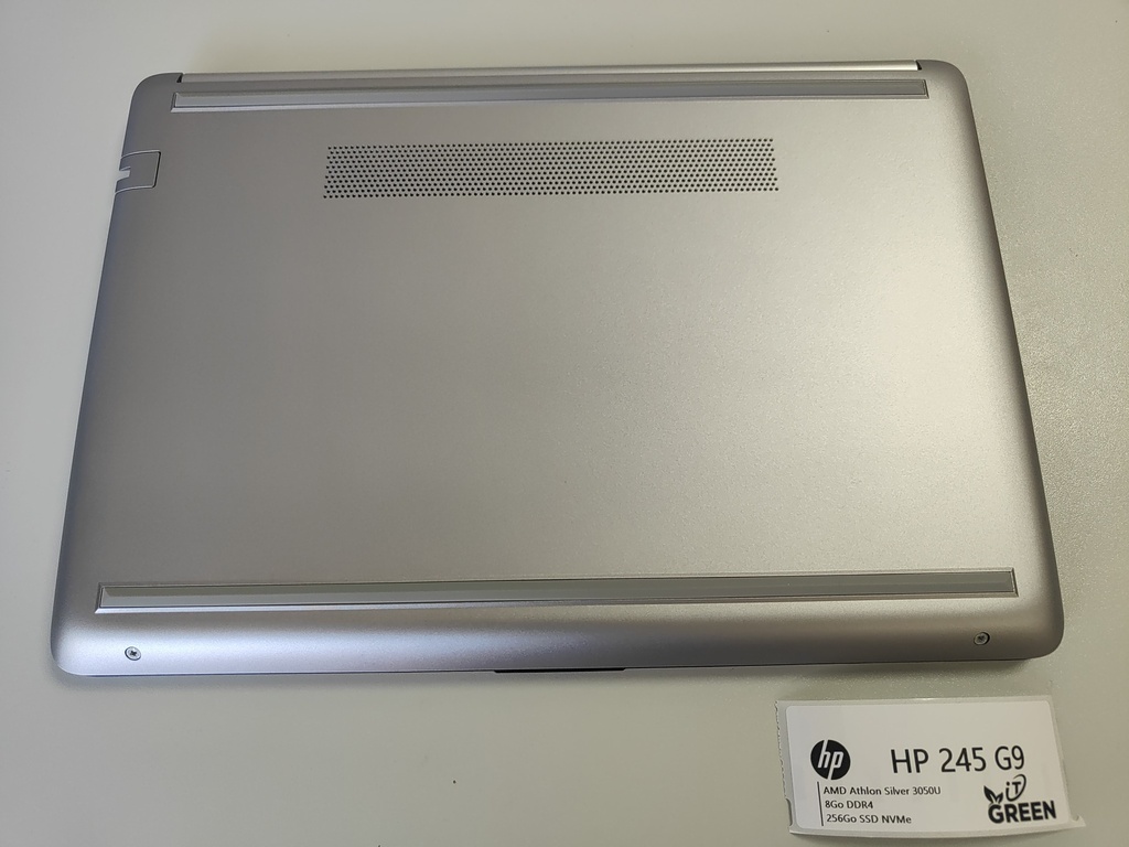 HP 245 G8 - AMD Athlon Silver 3050U - 8Go DDR4 - SSD NVMe 256GB - 14"FHD (copie)